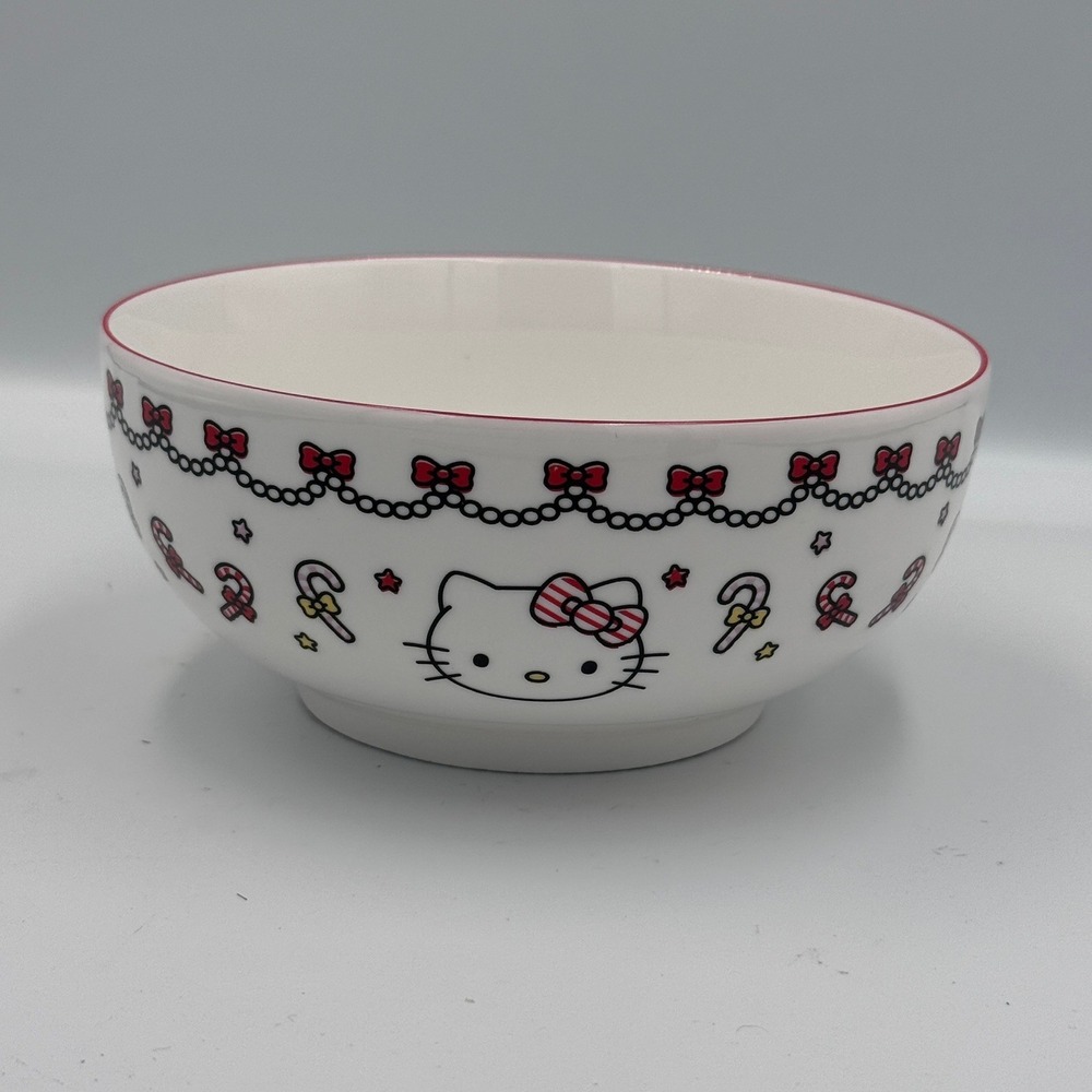 Sanrio Hello Kitty Christmas Ceramic‎ Ramen Bowl 27oz Candy Cane Holiday 2022